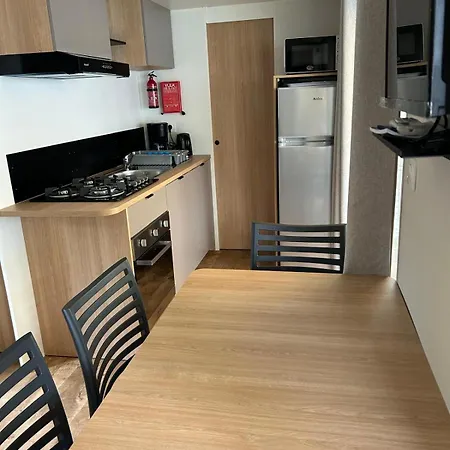 Bungalow J21 *